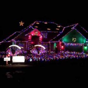 Viral video: 7 BEST CHRISTMAS LIGHT SHOWS EVER