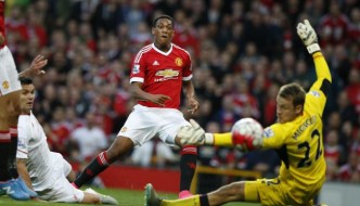 Anthony Martial stars in Manchester United victory against Liverpool