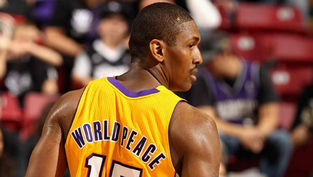 Lakers Sign Metta World Peace